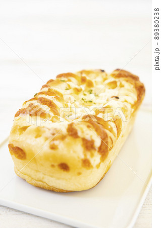 美味しいオニオンブレッド 89380238