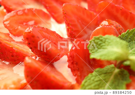 Delicious strawberry tart all over background, close up 89384250