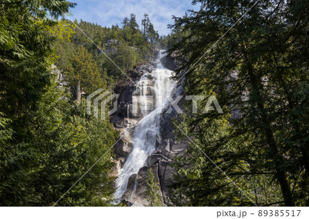 Waterfall in Canada 89385517