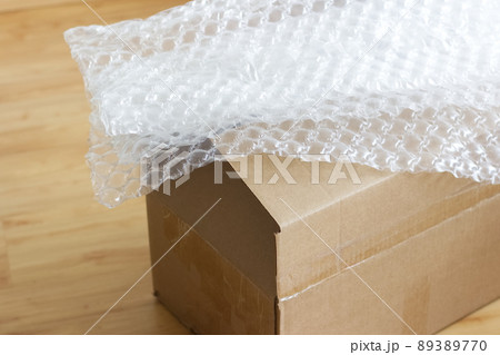 段ボールと梱包資材 段ボールと梱包資材 89389770
