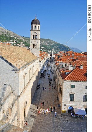 クロアチア 世界文化遺産 アドリア海の真珠 ドブロヴニク 城壁から見る古都の街 クロアチア 世界文化遺産 アドリア海の真珠 ドブロヴニク 城壁から見る古都の街 89390863