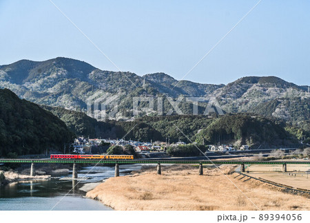 泊まれる天守閣　宿泊可能な城、伊予大洲城と伊予灘ものがたり 89394056