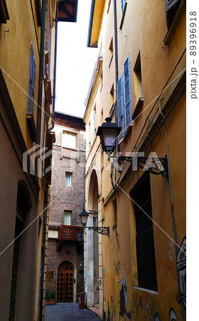 Medieval street in the historic center of Reggio Emilia, Italy Medieval street in the historic center of Reggio Emilia, Italy 89396918