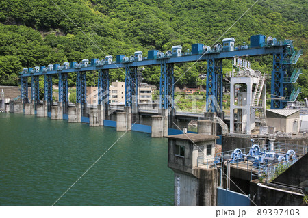 徳島県三好市 池田ダム 徳島県三好市 池田ダム 89397403