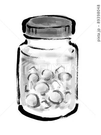 梅酒を瓶で漬けた手描き和風イラスト　漬け始め　青梅　モノクロ 89398048