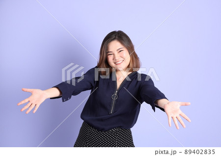 Chubby Asian Woman Chubby Asian Woman 89402835
