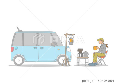 軽自動車でソロキャンプを楽しむ女性 89404064