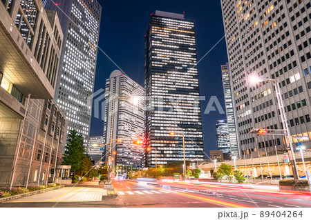 《東京都》新宿副都心・オフィス街の夜景 89404264