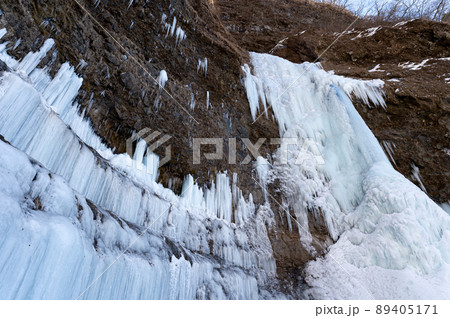 雲竜渓谷　氷瀑　氷の造形 89405171