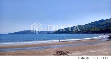 初夏青い海と空とビーチ~伊東 宇佐美海岸 初夏青い海と空とビーチ~伊東 宇佐美海岸 89408119
