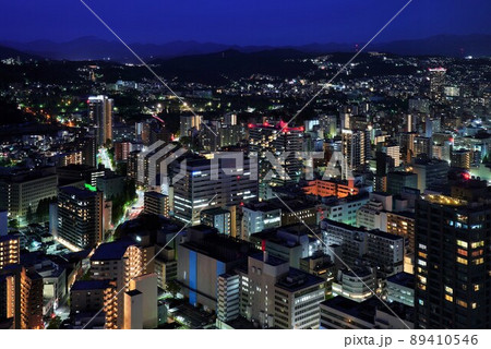 仙台市内の夜景（仙台トラストタワーより） 89410546