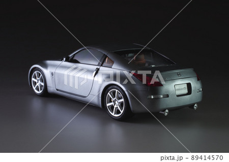 日産 フェアレディZ バージョンST 350Z(Z33) ダイヤモンドシルバー1/24 プラモデル 89414570