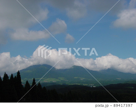夏の山 89417397