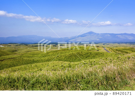 大観峰から久住高原を望む 大観峰から久住高原を望む 89420171