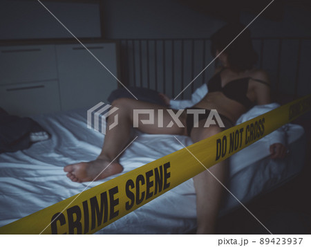 Crime Scene - Woman dead lying on the bed Crime Scene - Woman dead lying on the bed 89423937