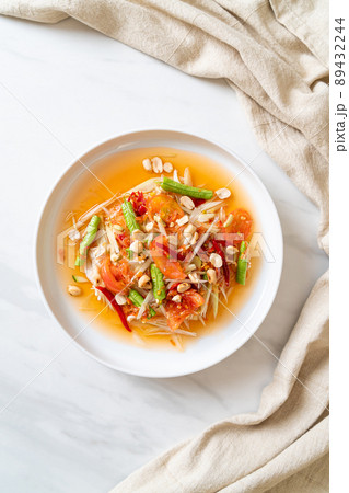 papaya spicy salad - somtam 89432244