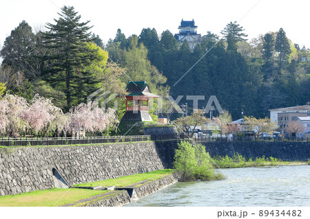 山と川のある町 秋田県横手市 山と川のある町 秋田県横手市 89434482