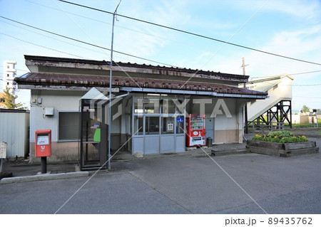 廃線前の浦河駅（北海道浦河町） 89435762