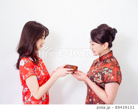 娘 女性 メス 89439131