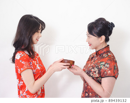 娘 女性 メス 89439132