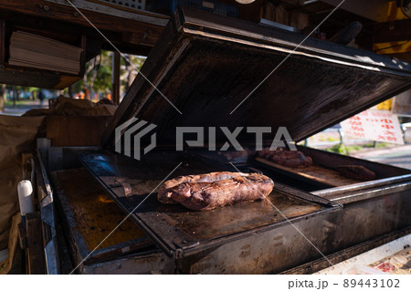 石焼きいも販売車 89443102