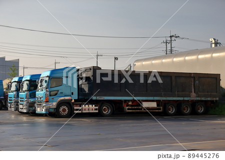 スクラップ運搬車　イメージ 89445276