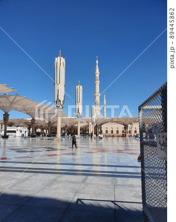 預言者のモスクの入り口 89445862