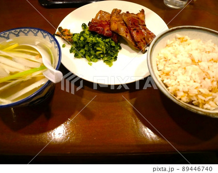 牛タンとテールスープ、麦飯 牛タンとテールスープ、麦飯 89446740