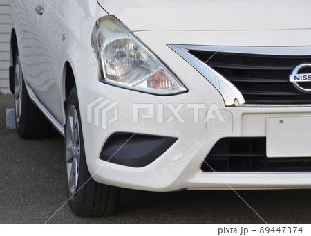 自動車イメージ　日産のビジネス車　日産ラティオ 89447374
