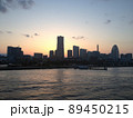 夕焼けのみなとみらい 89450215
