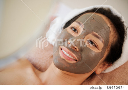 Face Spa Procedure 89450924