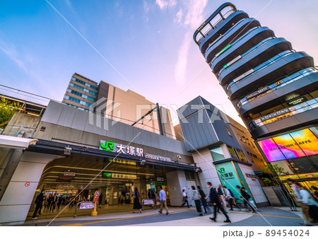 日本の東京都市景観 大塚駅前(北口)が大変身ー。大塚駅北口駅前広場がリニューアル 日本の東京都市景観 大塚駅前(北口)が大変身ー。大塚駅北口駅前広場がリニューアル 89454024
