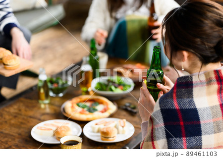 ホームパーティー 89461103