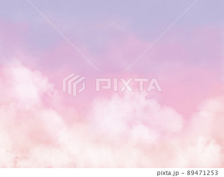 ピンクの空と雲の水彩風背景イラスト 89471253
