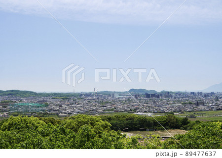 大牟田甘木山の夫婦岩から青い森と大牟田市街 大牟田甘木山の夫婦岩から青い森と大牟田市街 89477637