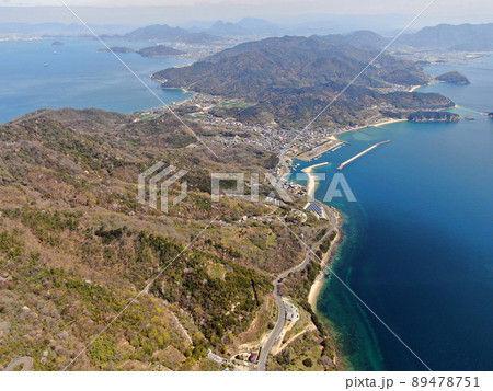 荘内半島の詫間町大浜の海岸の空撮 89478751