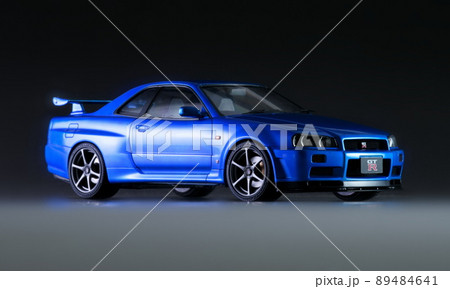 日産 スカイライン GT-R Vスペック（R34）ベイサイドブルー　プラモデル　1/24スケール 89484641
