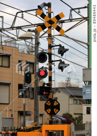 踏切警報機　イメージ 89489443
