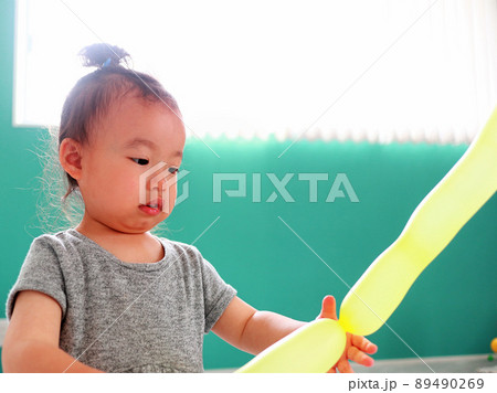 2歳児 室内遊び 2歳児 室内遊び 89490269