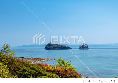 【青森県下北半島脇野沢鯛島】下北ジオパーク内にある鯛に似た無人島は鯛島と呼ばれている 89493154
