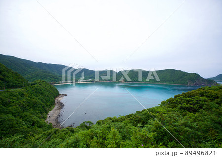 【奄美大島】マネン崎展望所からの眺望(嘉鉄ビーチ) 【奄美大島】マネン崎展望所からの眺望(嘉鉄ビーチ) 89496821