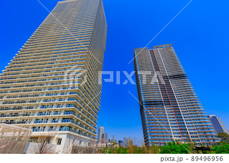 東京 中央区晴海の都市風景 晴海埠頭のタワーマンション 東京 中央区晴海の都市風景 晴海埠頭のタワーマンション 89496956