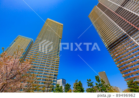 東京 中央区晴海の都市風景 晴海埠頭のタワーマンション 東京 中央区晴海の都市風景 晴海埠頭のタワーマンション 89496962