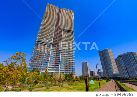 東京 中央区晴海の都市風景 晴海埠頭のタワーマンション 東京 中央区晴海の都市風景 晴海埠頭のタワーマンション 89496968