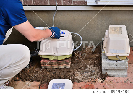 浄化槽のエアーポンプ交換工事　 89497106