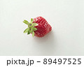 苺ストロベリーのスタジオ撮影画像　 89497525