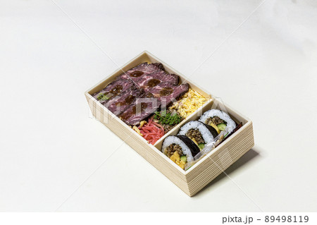 牛肉のお寿司お弁当 89498119