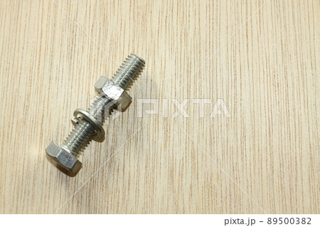 ボルトとナット 89500382