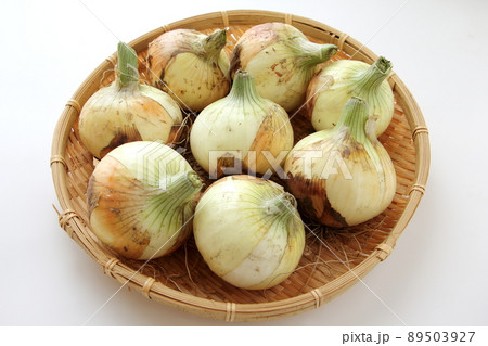 とりたての新タマネギ 食材 とりたての新タマネギ 食材 89503927