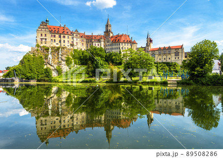 Sigmaringen Castle by Danube river, Baden-Wurttemberg, Germany 89508286